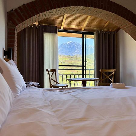 Alpeta Agrotourism & Winery - Roshnik , Berat Ξενοδοχείο Εξωτερικό φωτογραφία